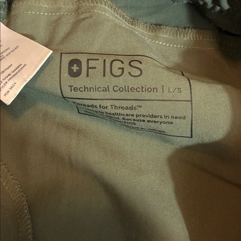 Figs | scrub pants L/S large short